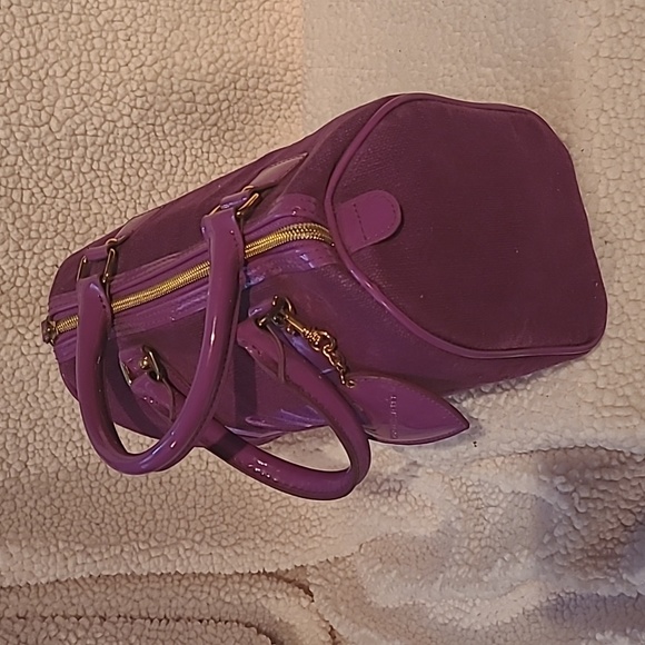 Victoria's Secret small duffle Boston bag purple patent leather and corduroy - Picture 4 of 5